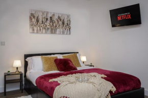 King Sized Luxury - Stylish Studio Flat